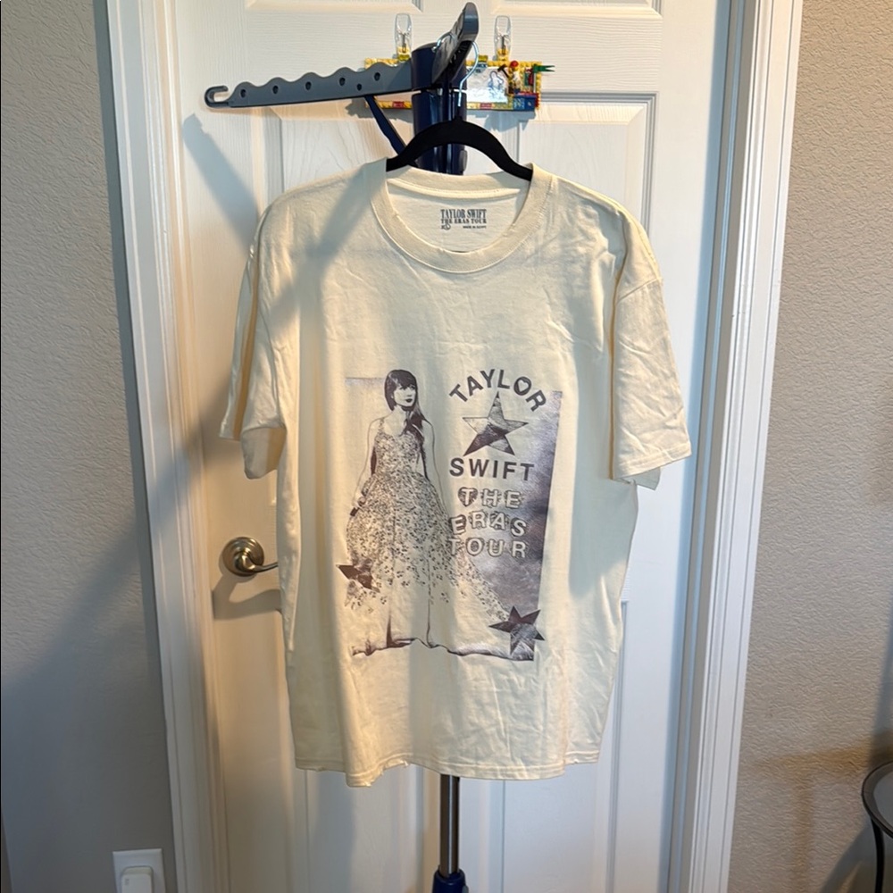 Taylor Swift NWOT The Eras Tour T-Shirt. Size XL